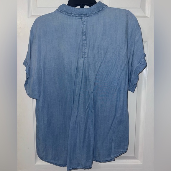 Cloth & Stone Light Blue Button Down Shirt - Picture 4 of 6